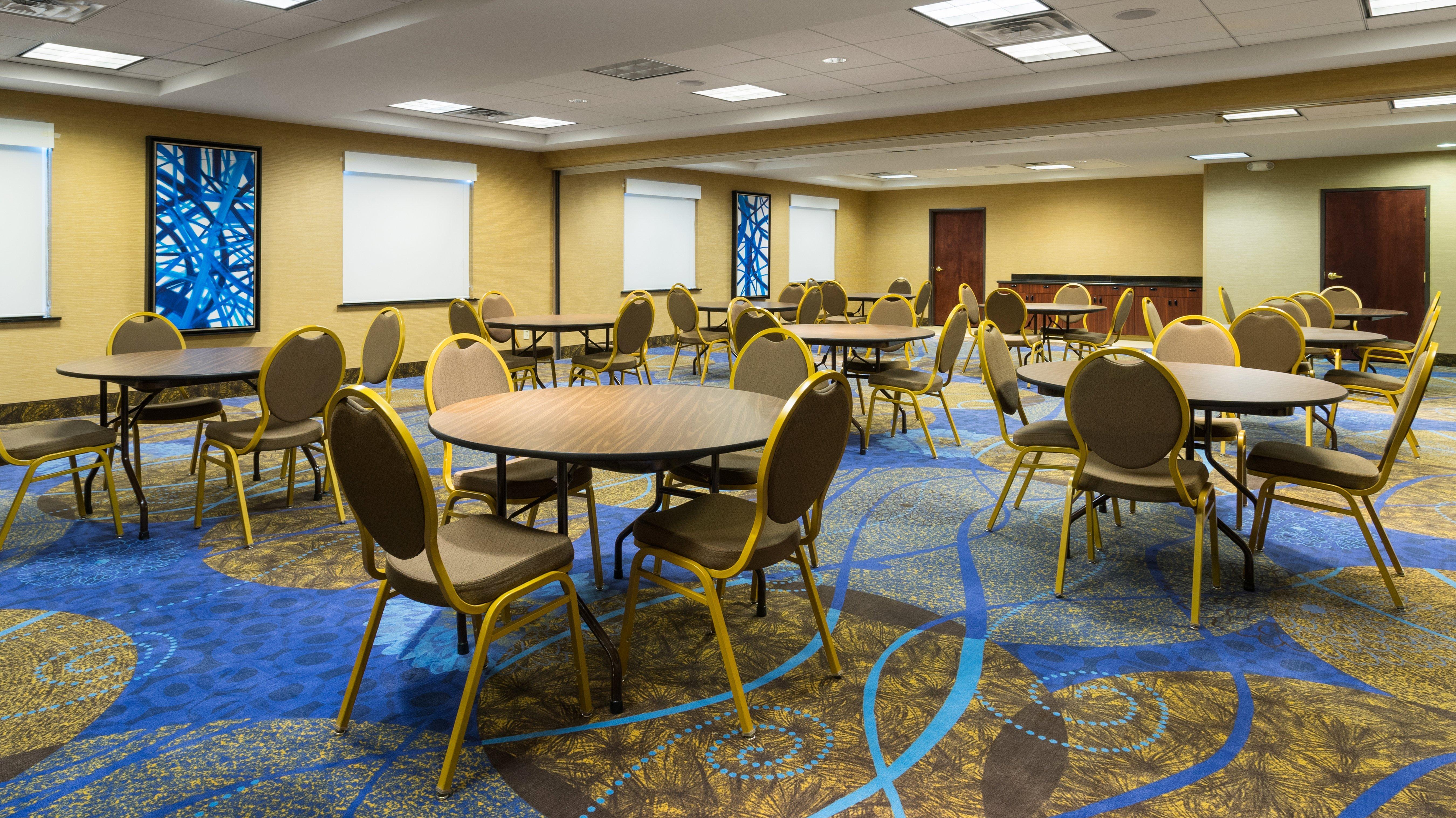 Holiday Inn Express & Suites Midland Loop 250 By Ihg Exterior photo