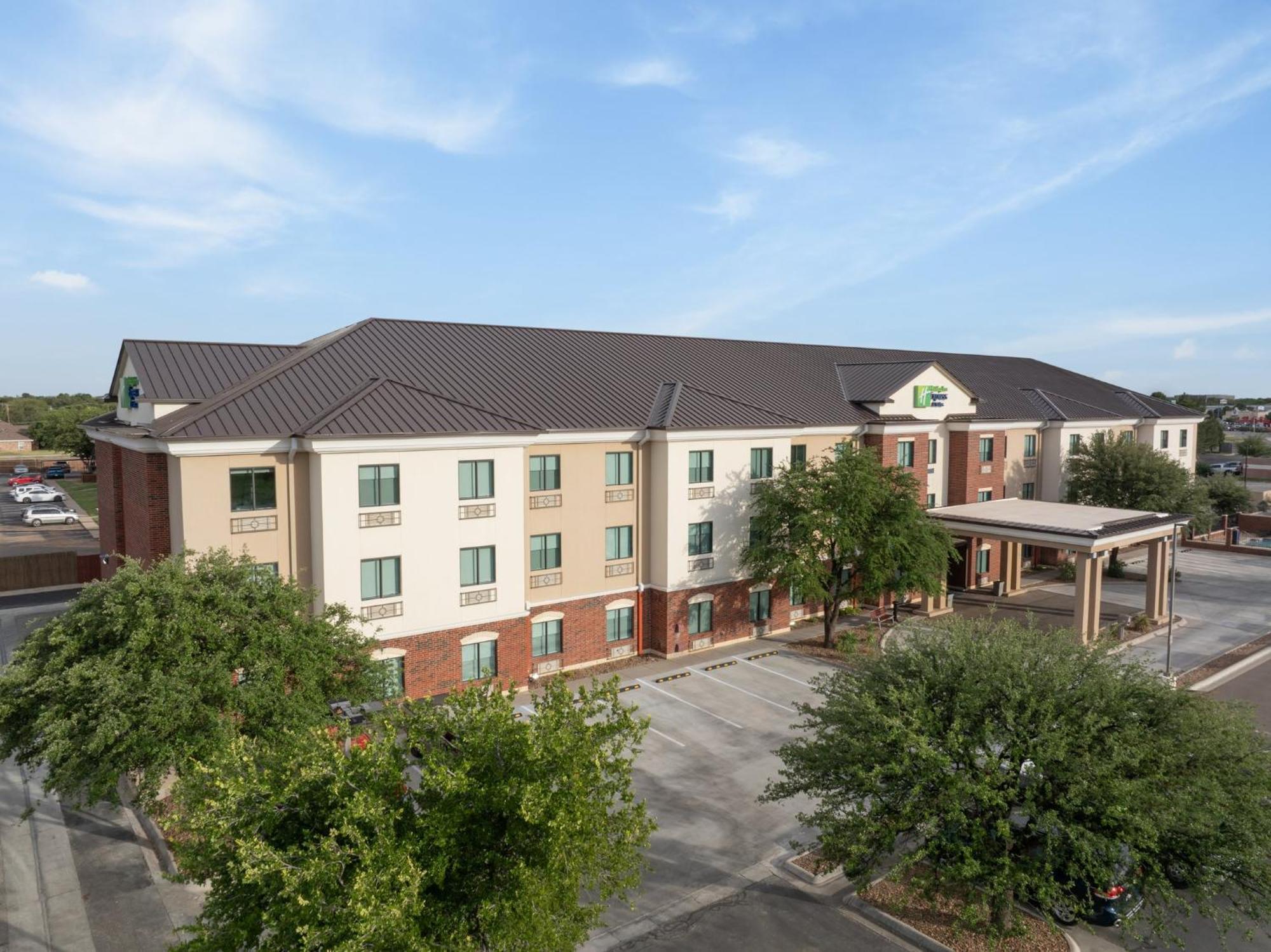 Holiday Inn Express & Suites Midland Loop 250 By Ihg Exterior photo
