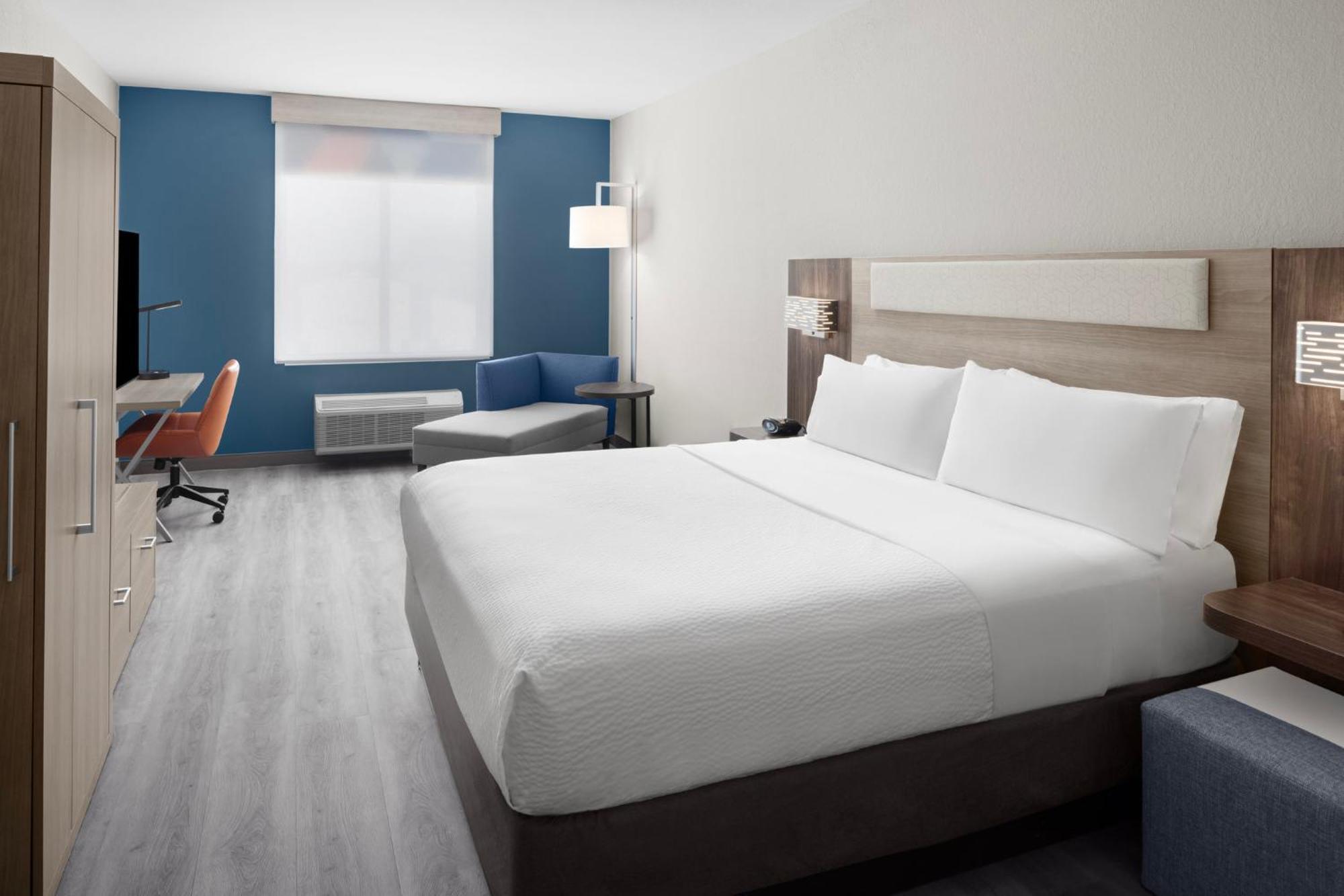 Holiday Inn Express & Suites Midland Loop 250 By Ihg Exterior photo